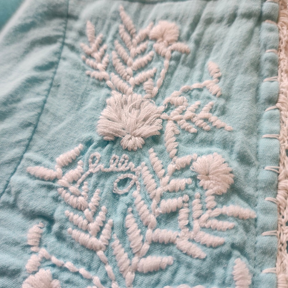 Lilly Pulitzer Tamryn Blue White Embroidered Cotton Blouse Shirt Top Small - Picture 6 of 9